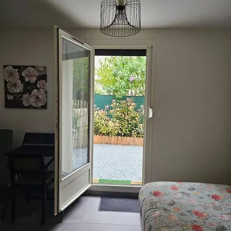 Parking Gratuit, Confort, Charme Et Tranquillite Apartment